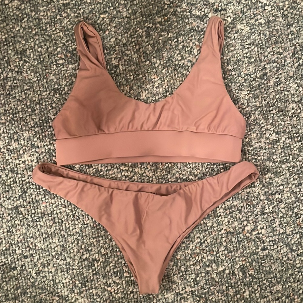 Kittenish bikini